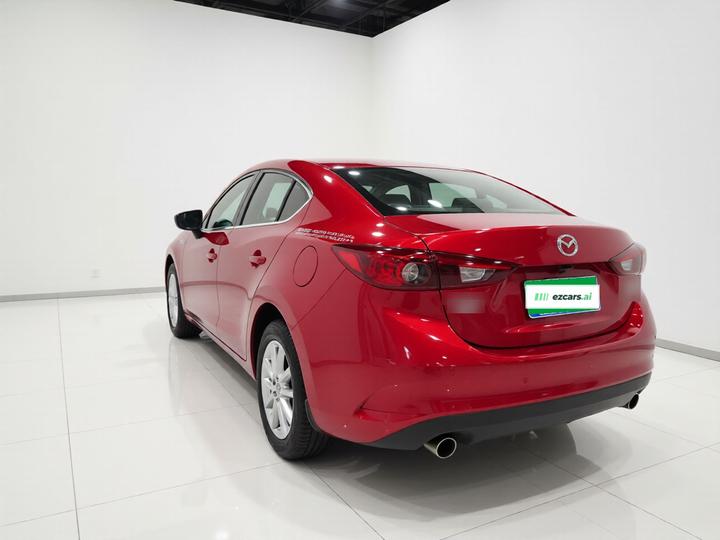 3 Axela 2016 Sedan 1.5L AT Comfort photo 4