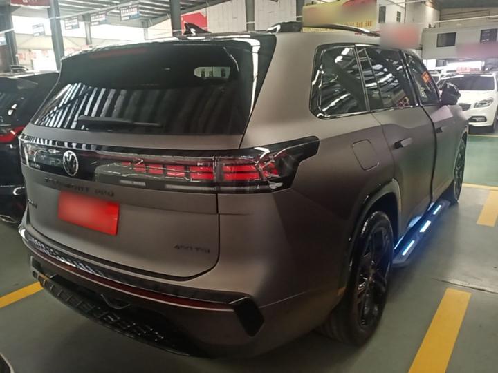 2025 Teramont Pro 450TSI AWD photo 4