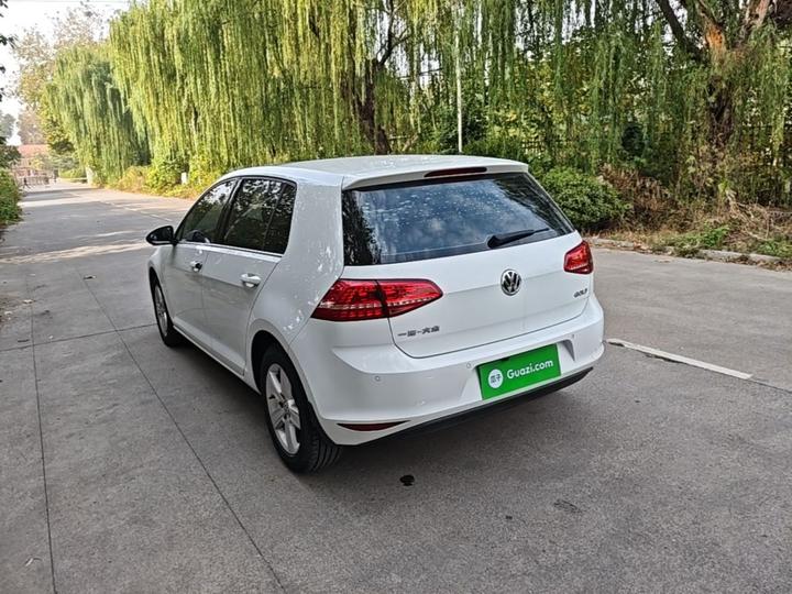 Golf 2016 1.6L AT Comfort photo 4