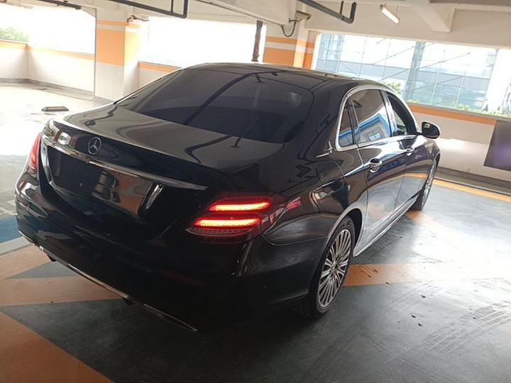 E-Class 2020 E 300 L Sport Fashion photo 4