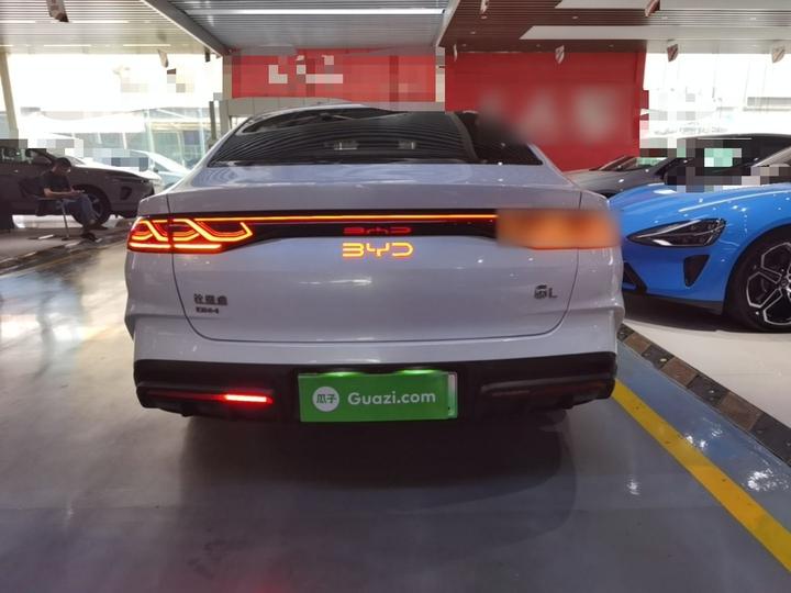 Qin L 2024 DM-i 80KM photo 3