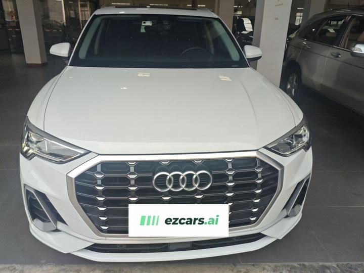 Q3 2019 35 TFSI Progressive Dynamic photo 2