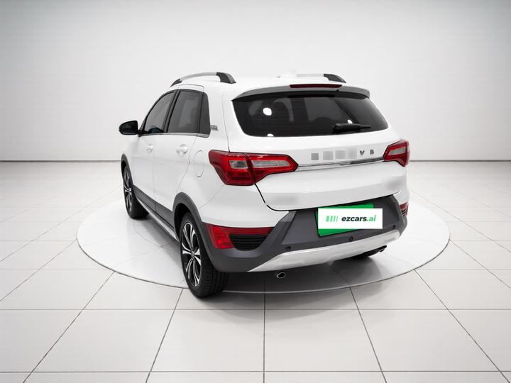 BAIC X25 2015 1.5L MT Elite photo 4