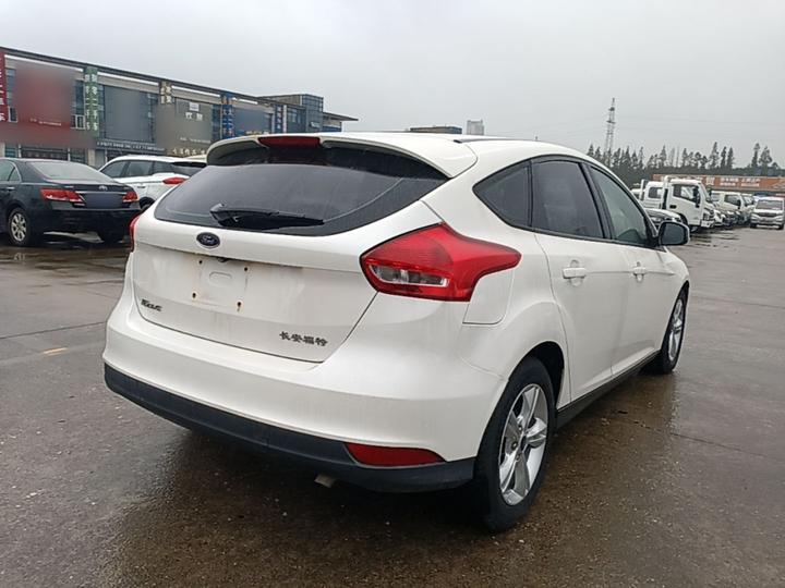 Focus 2017 Hatchback 1.6L AT Comfort photo 4
