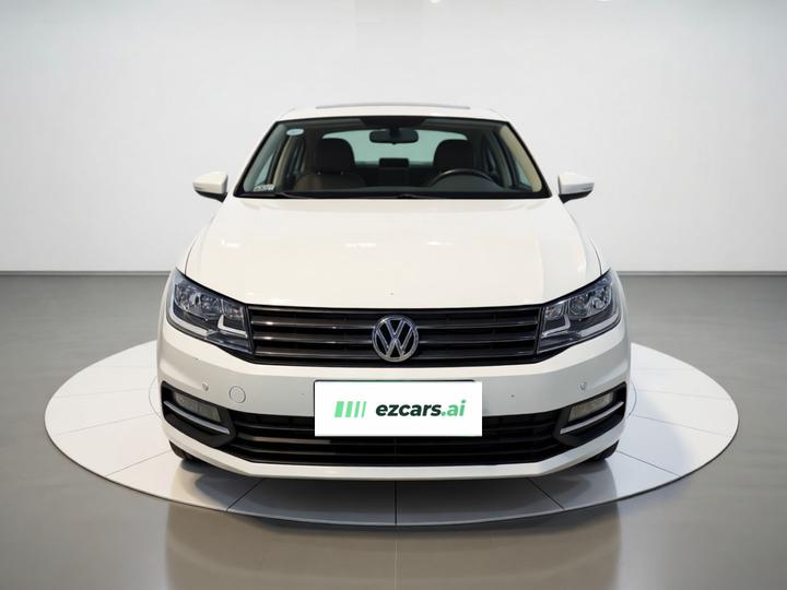 Santana 2018 1.5L AT photo 2