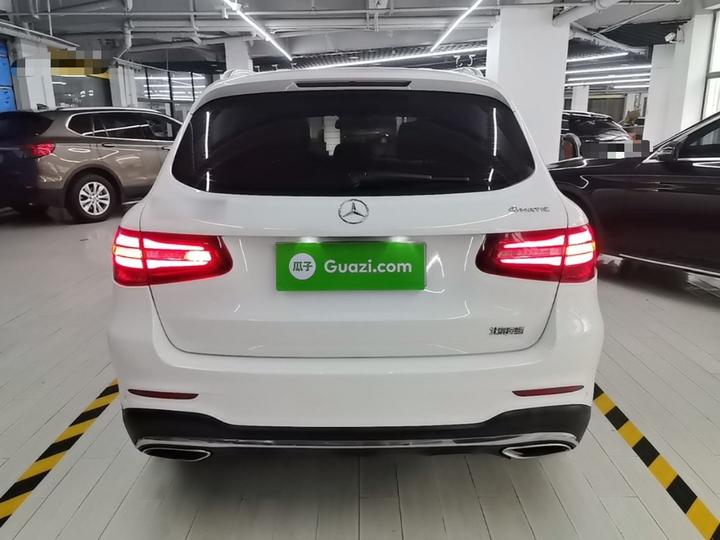 GLC 2017 GLC 300 4MATIC Dynamic photo 5