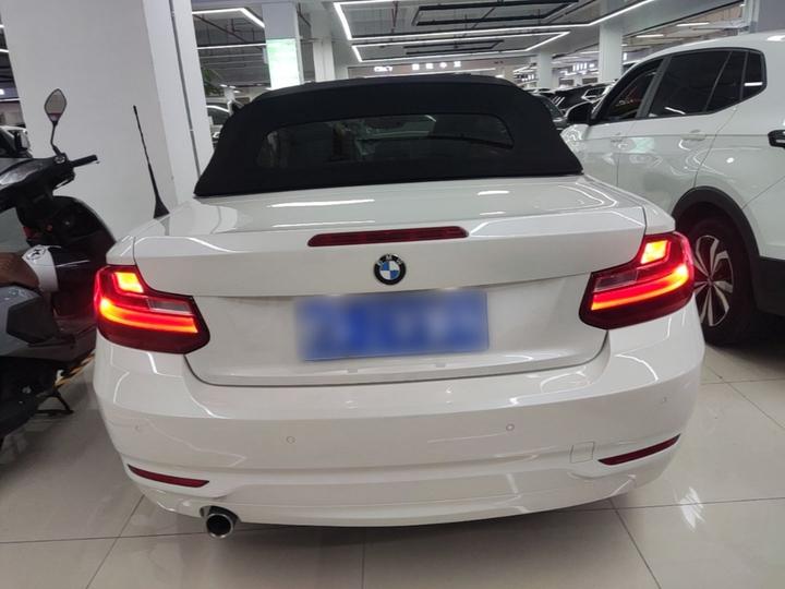 2 Series Imported 2015 218i Convertible Coupe photo 3
