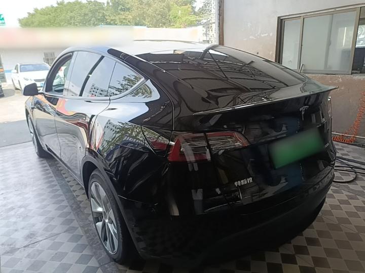 Model Y 2022 RWD photo 4