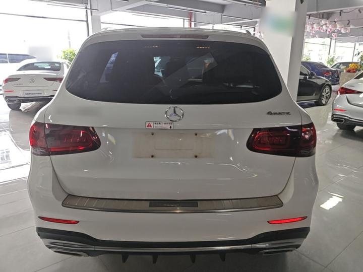 GLC 2022 GLC 300 L 4MATIC Dynamic Edition photo 3
