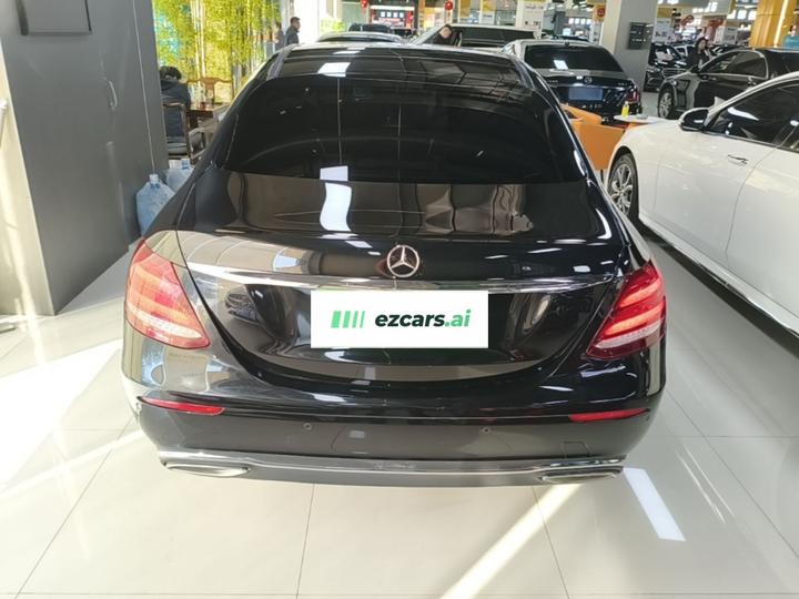 E-Class 2020 E 300 L Luxury photo 3