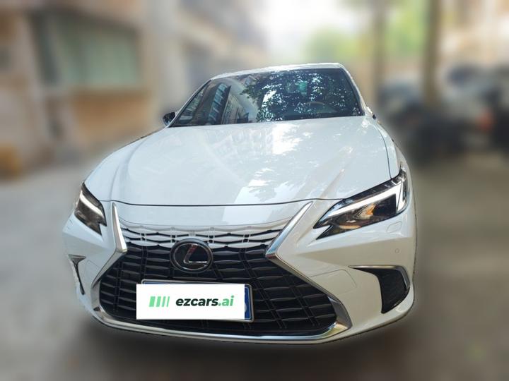 ES 2025 200 Exclusive photo 2
