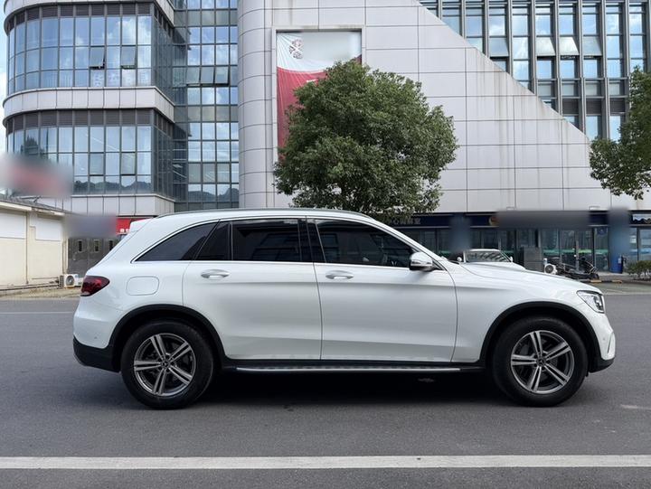 GLC 2020 Facelift GLC 260 L 4MATIC Dynamic photo 4
