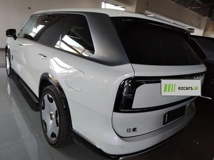 9X 2025 Ultra 70kWh 6-Seater photo 4
