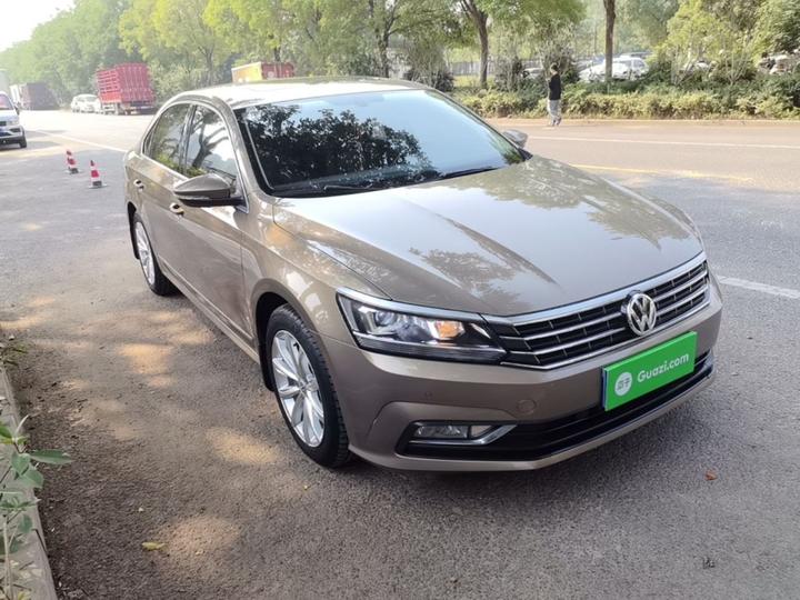 Passat 2017 330TSI DSG photo 3