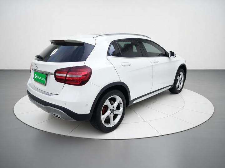GLA 2018 GLA 200 Dynamic photo 6