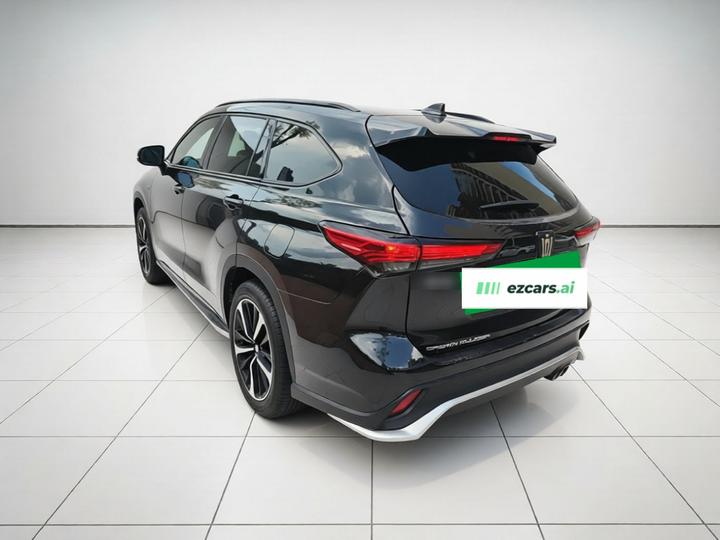 Crown 2022 2.0T AWD photo 4