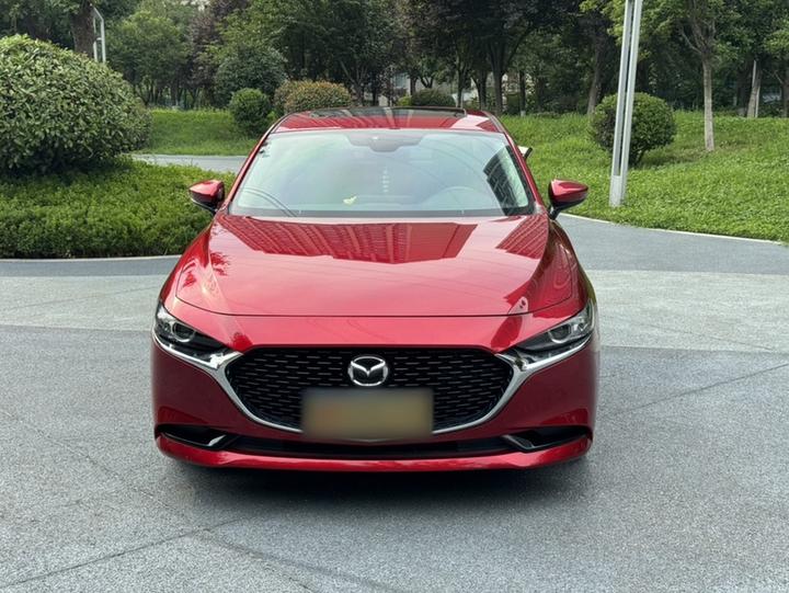 3 Axela 2020 2.0L AT photo 2