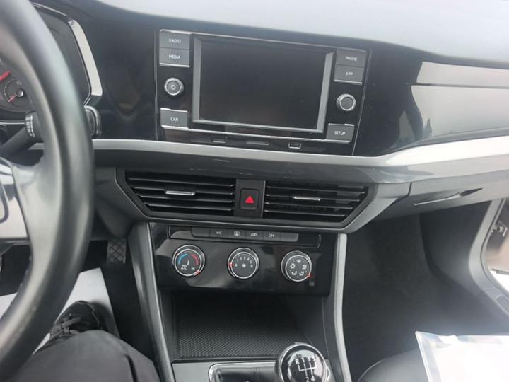 Bora 2020 1.5L MT Comfort photo 8
