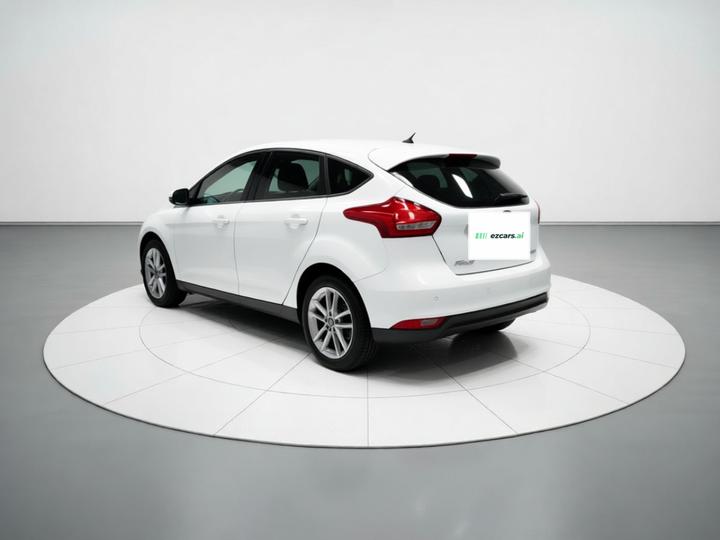 Focus 2015 Hatchback 1.6L AT photo 4