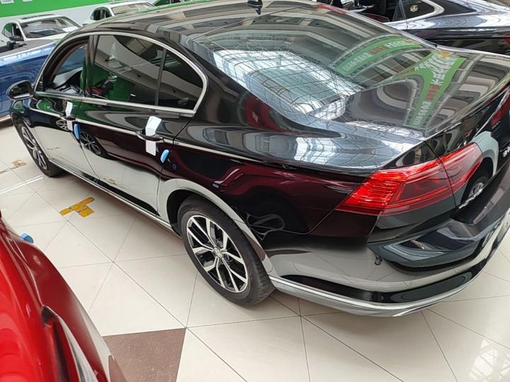 Magotan 2020 330TSI DSG Leading photo 4