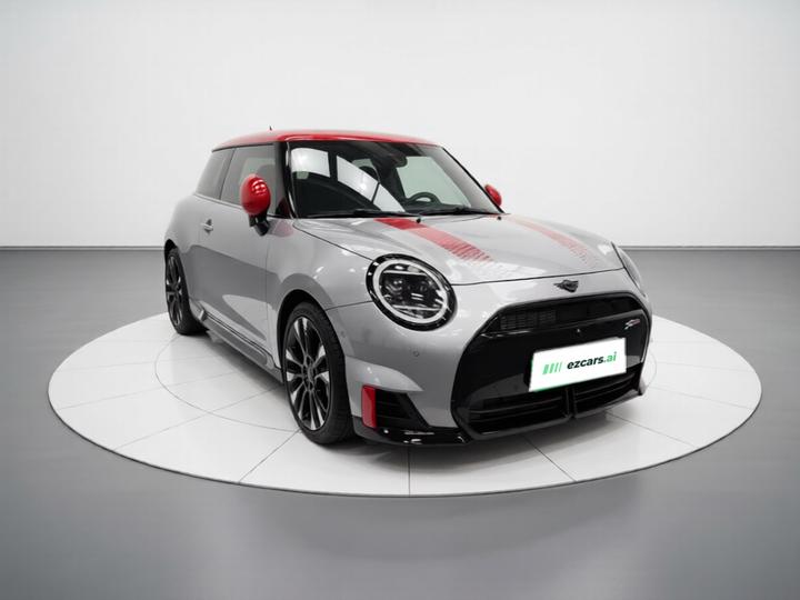 MINI COOPER JCW 2026 JOHN COOPER WORKS photo 3