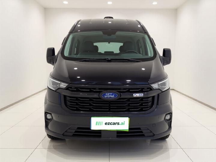 Transit 2023 2.0T Diesel MT Medium Wheelbase 5/6-Seater photo 2