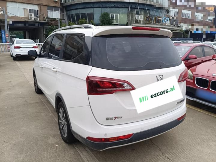 730 2019 1.5L MT Fashion 7-Seater China VI photo 4
