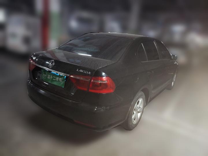 Lavida 2013 Facelift Classic 1.6L MT photo 6