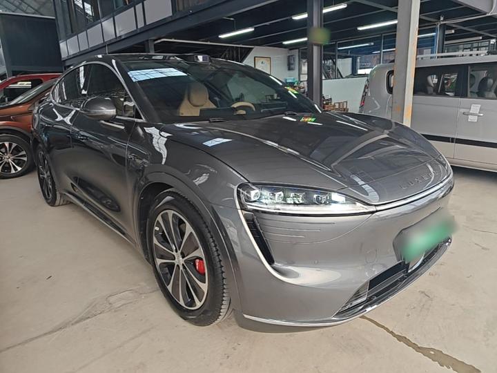 HIMA Luxeed R7 2025 EREV 331km Ultra photo 3