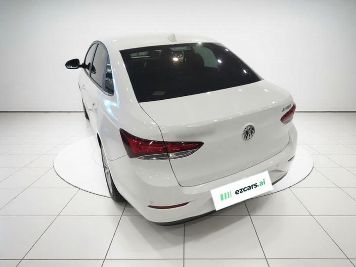 Excelle 2021 Facelift Classic 1.5L AT Elite photo 4