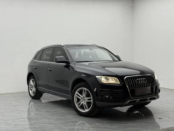 Q5 2017 Plus 40 TFSI Tech photo 3