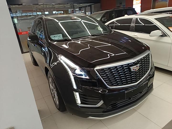XT5 2020 28T Luxury photo 3