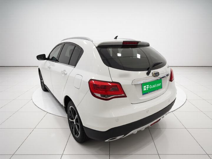 Emgrand 2017 Hatchback RS 1.5L CVT photo 4