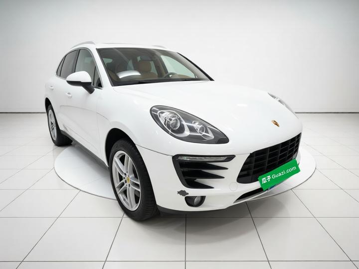2014 Macan 2.0T photo 3
