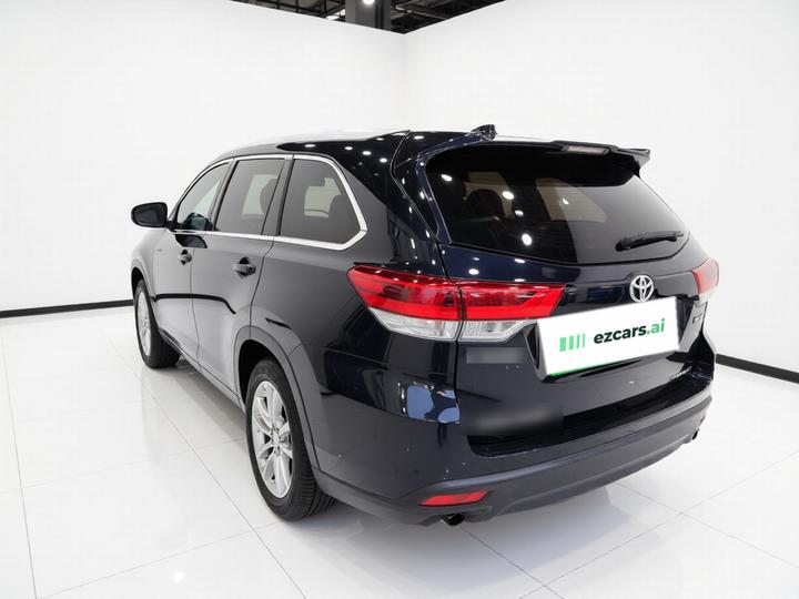 Highlander 2021 2.0T AWD Luxury 7-Seater photo 4