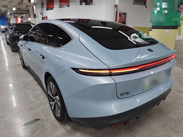 ET5 2022 75kWh photo 4