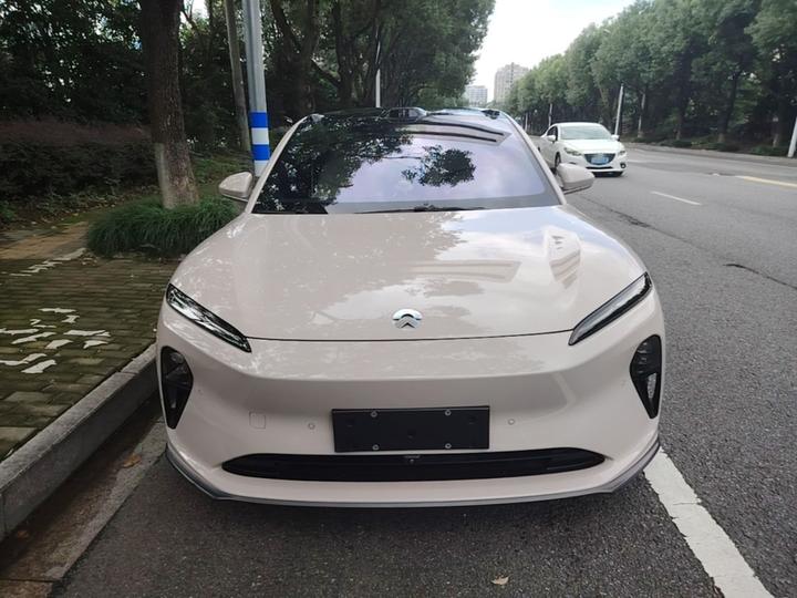 ET5 2024 75kWh photo 2