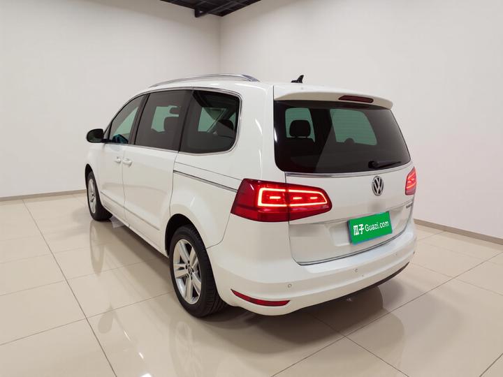 2018 380TSI 7-Seater photo 4