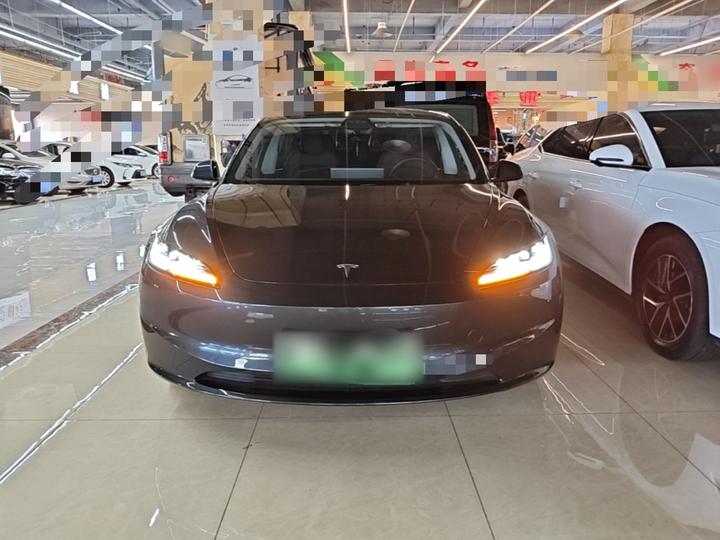 Model 3 2025 RWD photo 2