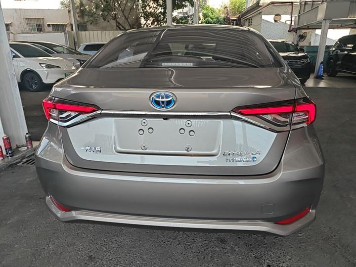 Corolla 2021 Hybrid 1.8L E-CVT Elite photo 3