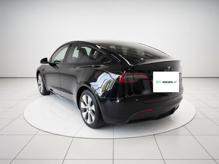 Model Y 2022 Facelift RWD photo 4