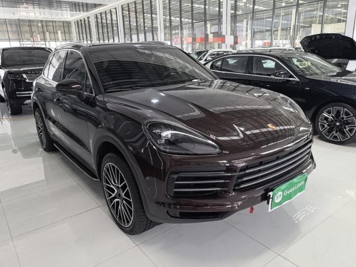 2019 Cayenne 3.0T photo 3