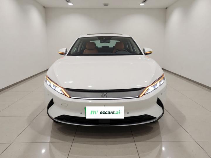 Han 2020 EV Extended Range Luxury photo 2