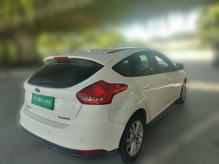 Focus 2018 Hatchback Classic 1.6L AT Fashion photo 6