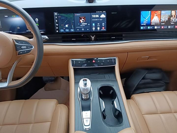 Voyah Dreamer 2024 PHEV Extended Range Excellence photo 8