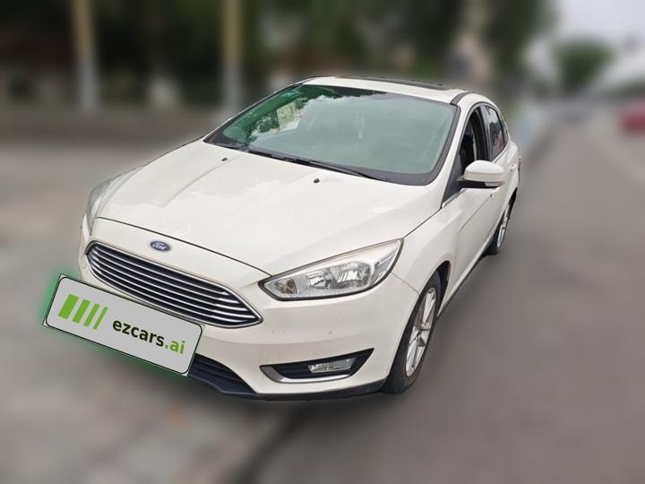 Focus 2017 Sedan EcoBoost 180 AT Elite