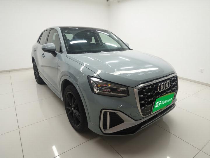 Q2L 2022 35 TFSI Progressive Dynamic photo 3