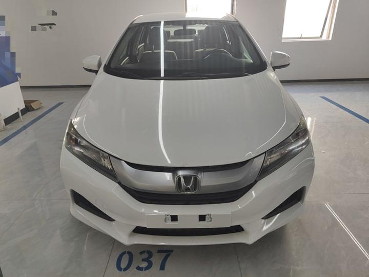 2017 1.5L CVT Comfort photo 2