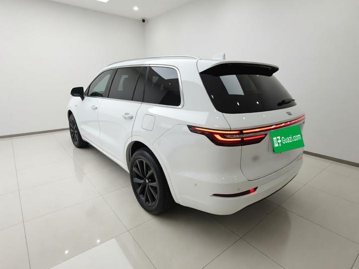 Li Auto ONE 2021 EREV 6-Seater photo 4