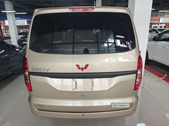 Wuling Hongguang V 2022 1.5L LAR photo 5